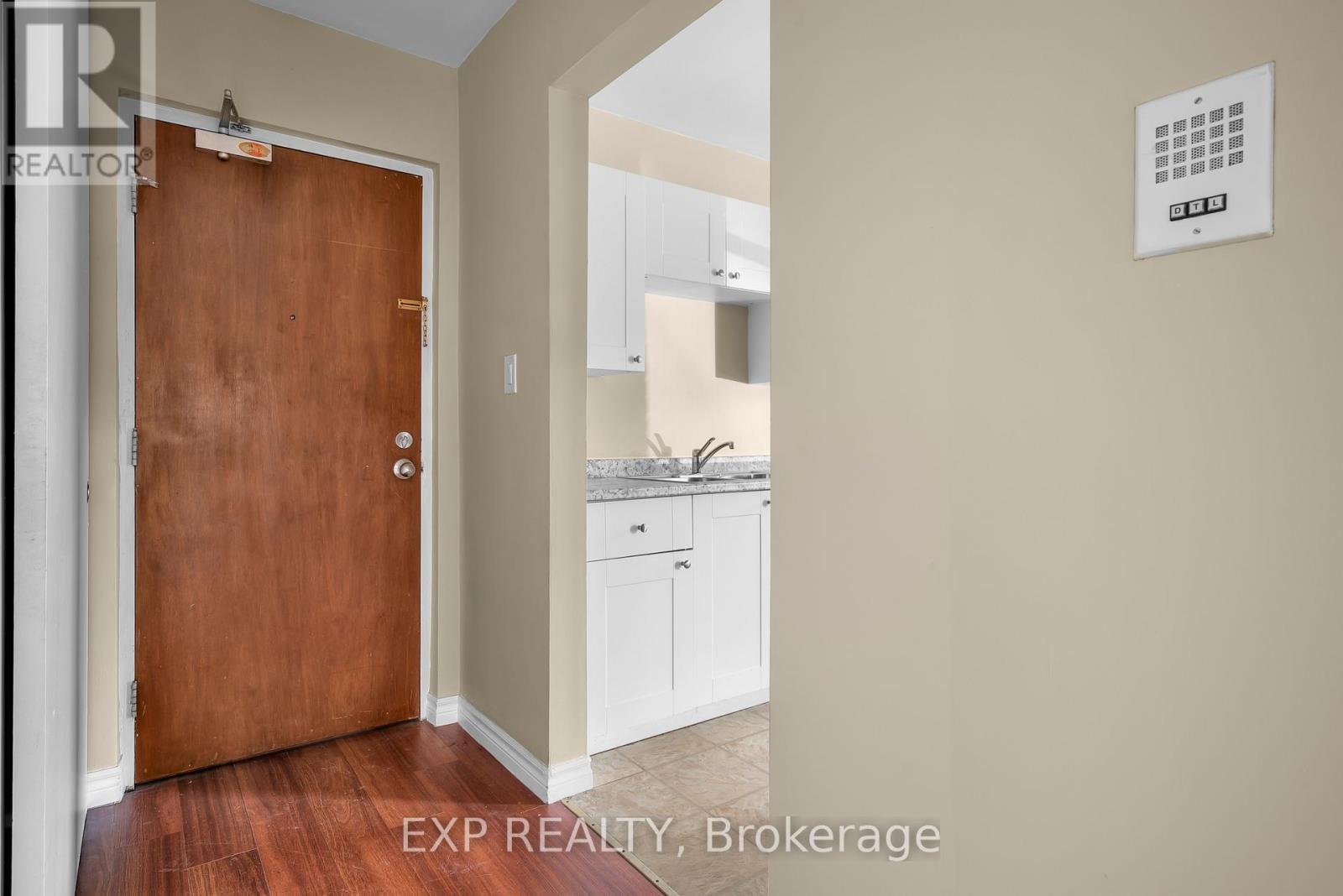 Residential Lease in Niagara Falls (Downtown) 4