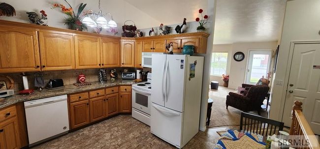 2102 12 Th St, Condo with 3 bedrooms, 3 bathrooms and 2 parking in Idaho Falls ID | Image 9