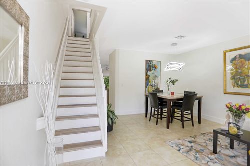 106-5701 Nw 114th Court, Doral, FL, 33178 | Card Image