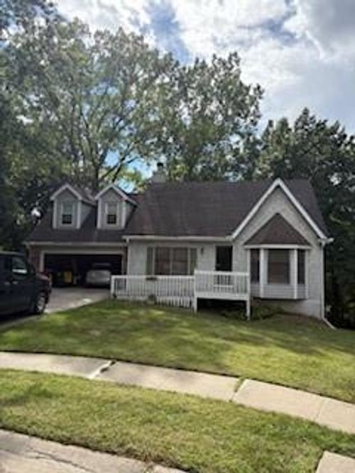 8032 N Brooklyn Ave, Kansas City, MO, 64118-1547 | Card Image
