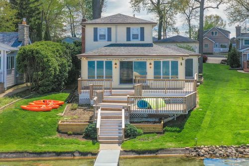 23650 S Shore Dr, Edwardsburg, MI, 49112-8525 | Card Image