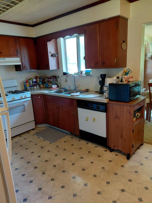 7946 Chalet, Thomas Township, MI, 48609 | Card Image