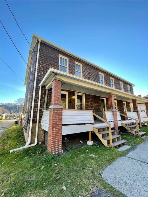 726 7th Ave, Brackenridge, PA, 15014-1036 | Card Image