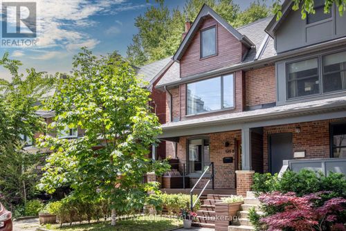 128 Booth Ave, Toronto, ON, M4M2M4 | Card Image