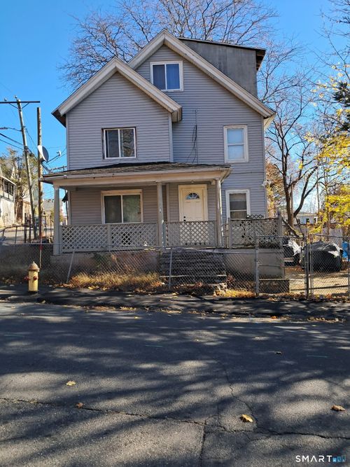 110 Sperry St, Waterbury, CT, 06710-2036 | Card Image