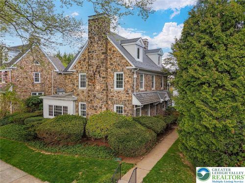 1716 Sycamore St, Bethlehem, PA, 18017-5241 | Card Image