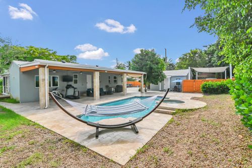 504 36th St, West Palm Beach, FL, 33407-4302 | Card Image