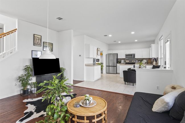 13524 Lyndon B Johnson St, House other with 3 bedrooms, 3 bathrooms and 2 parking in Manor TX | Image 10