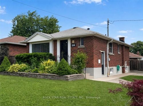144 Winchester Blvd, Hamilton, ON, L8T2N2 | Card Image