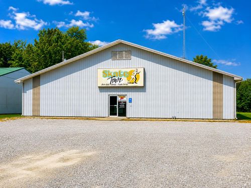 3220 S Highway 32, El Dorado Springs, MO, 64744-4509 | Card Image