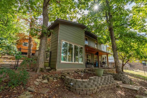111 Loveless Ln, Royal, AR, 71968-9640 | Card Image