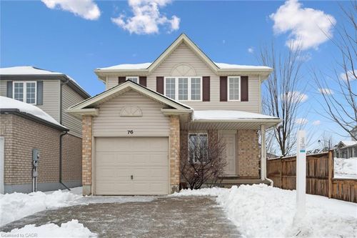 76 Templewood Dr, Kitchener, ON, N2R1X3 | Card Image