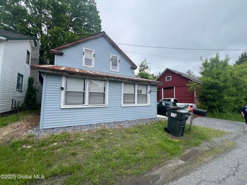 14 Lower Turnpike Rd, Granville, NY, 12832-5533 | Card Image