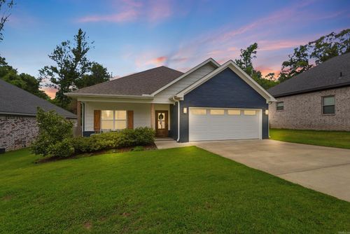 2805 Evonshire Dr, Arkadelphia, AR, 71923-5076 | Card Image