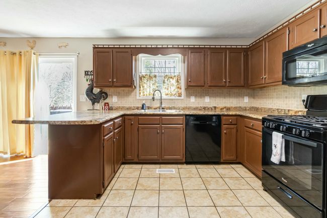 200 Brandon Dr, House other with 4 bedrooms, 2 bathrooms and null parking in Corbin KY | Image 16