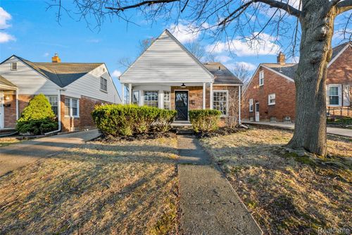 414 Aqua Court, Royal Oak Charter Township, MI, 48073 | Card Image