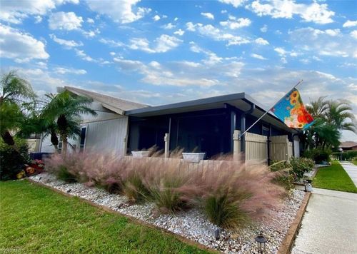 15546 Crystal Lake Dr, NORTH FORT MYERS, FL, 33917-5606 | Card Image