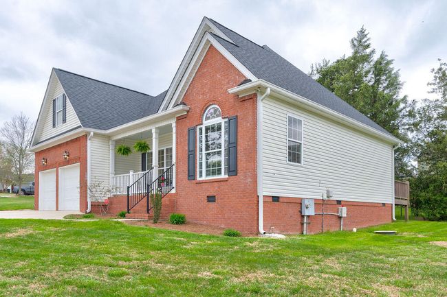 200 Hunting Ridge Cir, House other with 3 bedrooms, 2 bathrooms and null parking in Rock Spring GA | Image 5