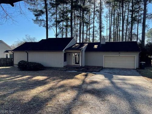 103 Chestnut Ct, Yorktown, VA, 23692-3051 | Card Image