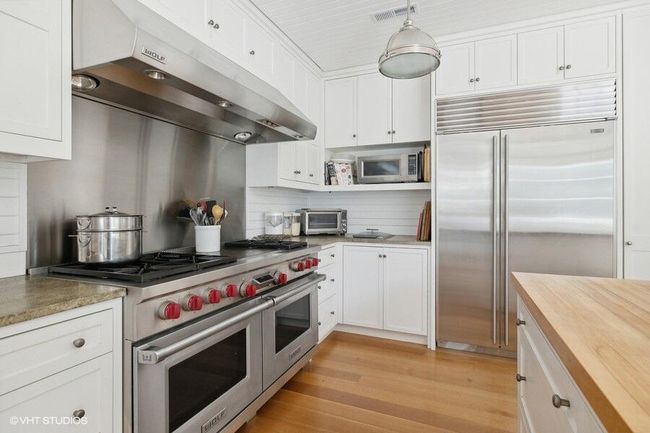 15360 Lakeshore Rd, House other with 3 bedrooms, 8 bathrooms and null parking in Lakeside MI | Image 9