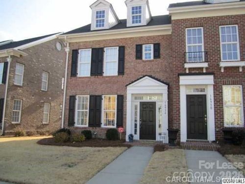 16934 Summers Walk Blvd, Davidson, NC, 28036-8928 | Card Image