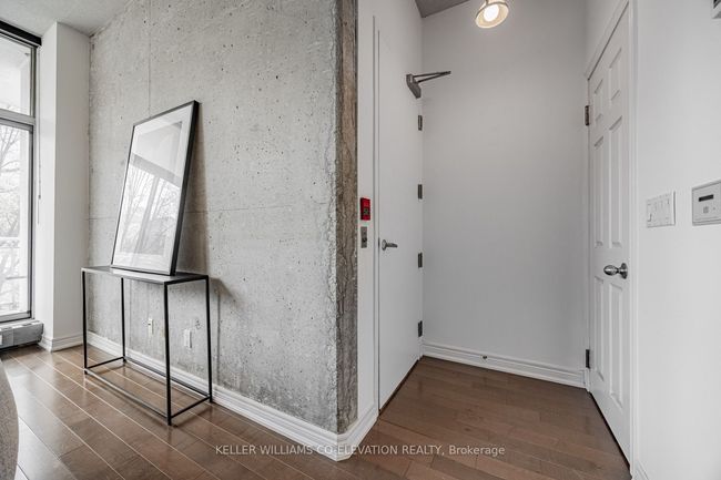 202 - 20 Niagara St, Condo with 2 bedrooms, 1 bathrooms and null parking in Toronto ON | Image 9