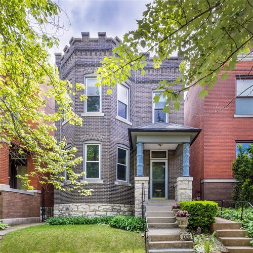 4526 Gibson Ave, Saint Louis, MO, 63110-1520 | Card Image