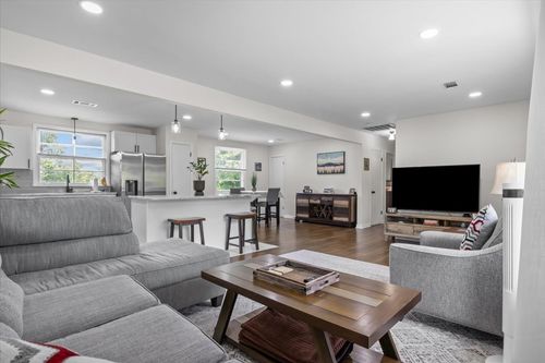 238 Wilowen Dr, Nashville, TN, 37210-2410 | Card Image