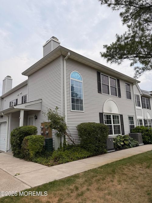 36 Racquet Rd, Wall Township, NJ, 07719-9405 | Card Image