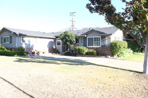834 Morada Lane, Stockton, CA, 95210 | Card Image