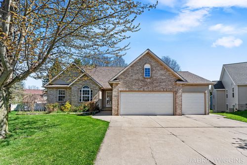 2991 Royal Blue Ct, Holland, MI, 49424-8030 | Card Image