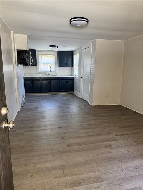 201 Hunters Court, Laurens, SC, 29360 | Card Image