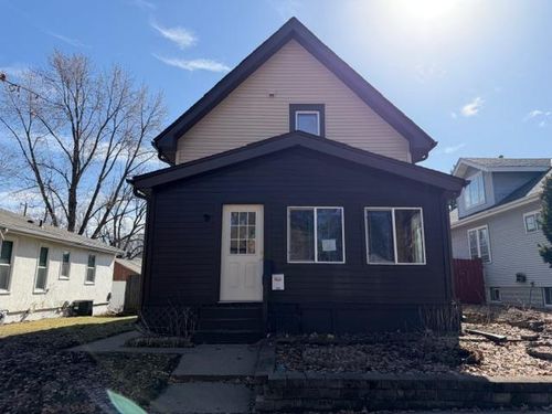 844 Armstrong Ave, Saint Paul, MN, 55102-3816 | Card Image