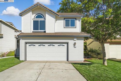 35864 Killorglin Cmn, Fremont, CA, 94536-1577 | Card Image
