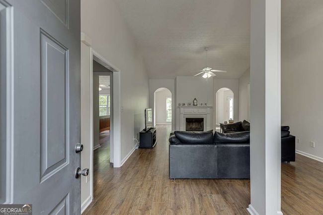 1625 Brisbane Dr, House other with 3 bedrooms, 2 bathrooms and 4 parking in Dacula GA | Image 5