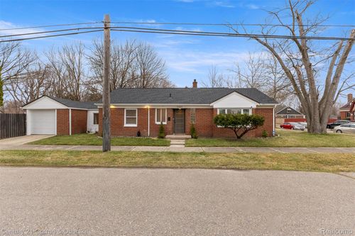 14801 Spring Garden St, Detroit, MI, 48205-3518 | Card Image