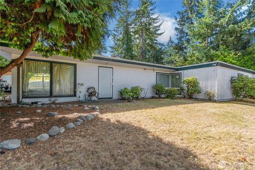 9202 Westmont Pl Sw, Lakewood, WA, 98498-3748 | Card Image