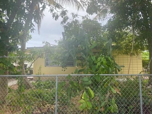 1990 Ne 168th St, North Miami Beach, FL, 33162-3166 | Card Image