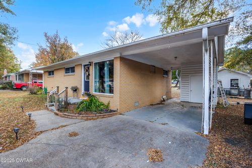 105 Lyndale St, Trenton, TN, 38382-3706 | Card Image