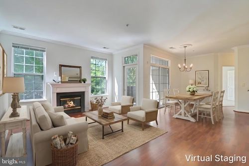 301-4151 Castlecary Ln, FAIRFAX, VA, 22030-8599 | Card Image