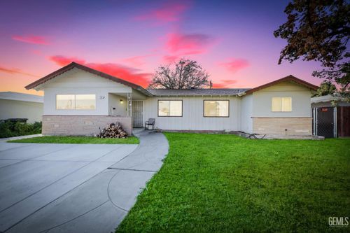 719 Union Street, Delano, CA, 93215 | Card Image