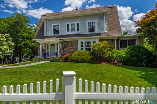 304 Main St, New Canaan, CT, 06840-5836 | Card Image