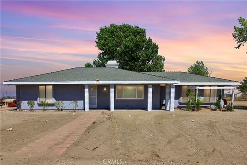 8011 Fuente Ave, Oak Hills, CA, 92344-4716 | Card Image