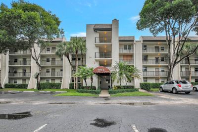 215 - 9440 Poinciana Place, Condo with 2 bedrooms, 2 bathrooms and null parking in Davie FL | Image 1