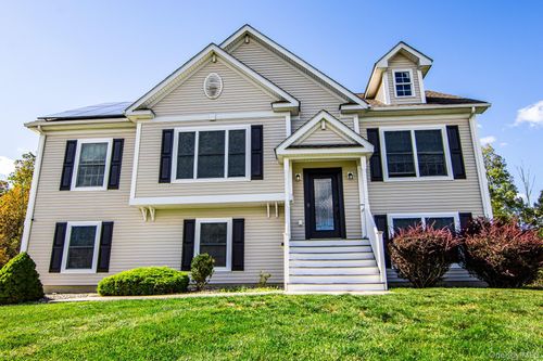 5 Deangelis Dr, Monroe, NY, 10950-3000 | Card Image