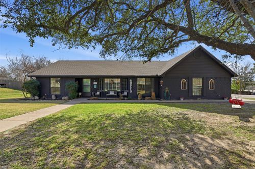 1105 Charles St, Weatherford, TX, 76086-5008 | Card Image