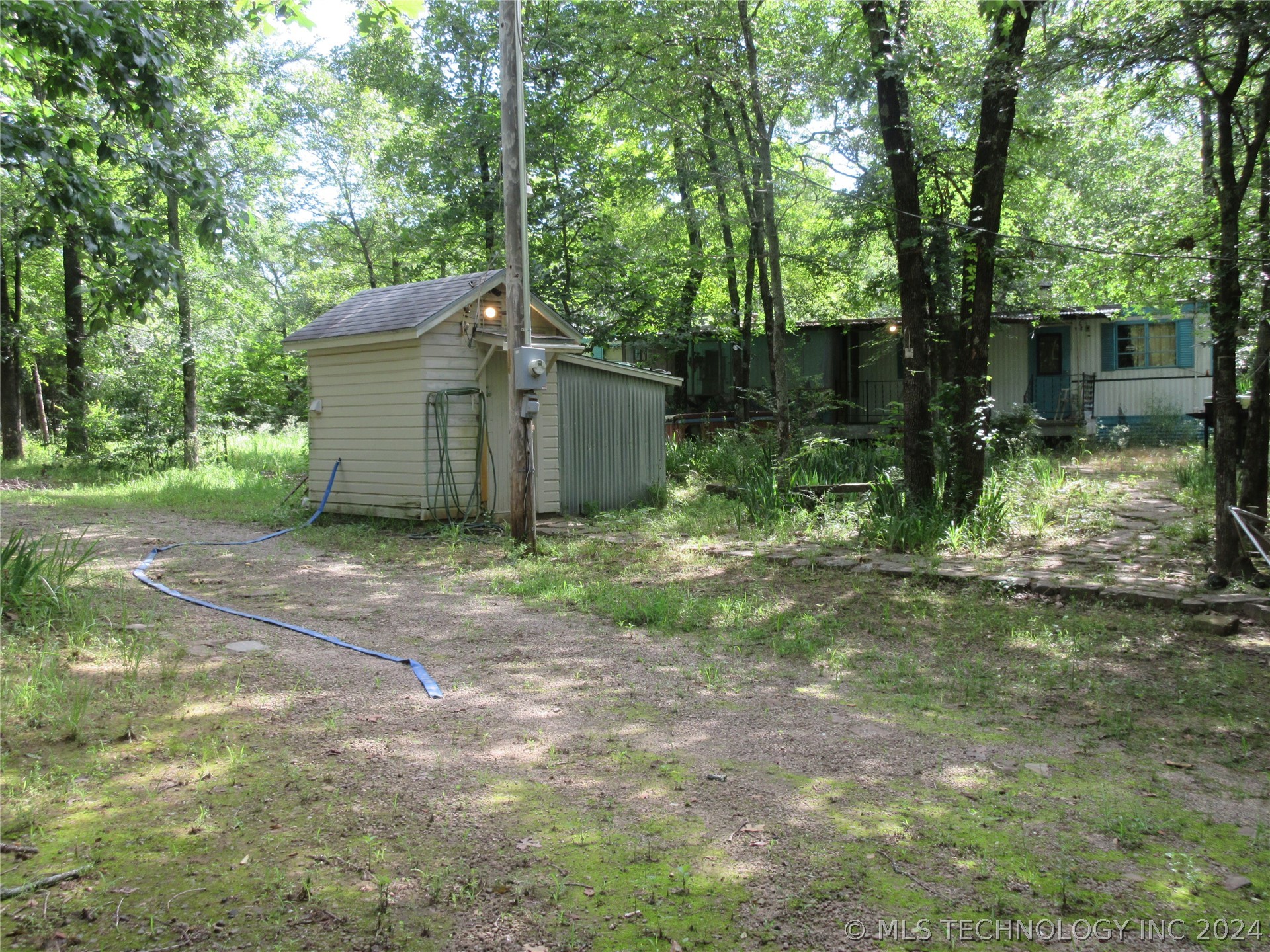 County Line Rd, Eufaula, OK 74432