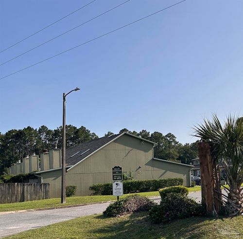 7268 Lago Vista Ct, Pensacola, FL, 32506-5659 | Card Image