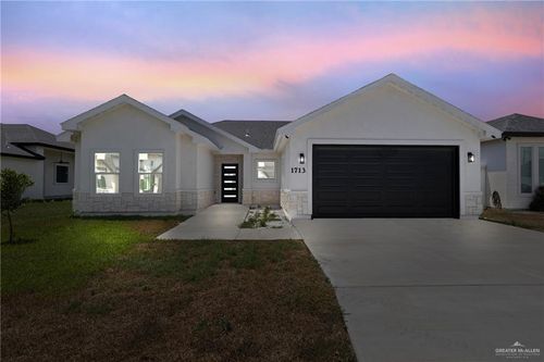 1713 Diplomat Dr, Edinburg, TX, 78542-5950 | Card Image