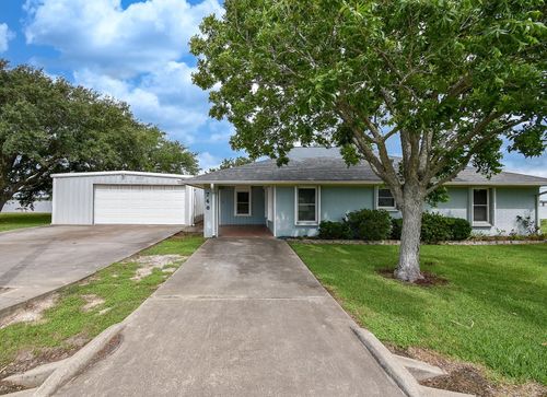 748 W Bayshore Drive, Palacios, TX, 77465 | Card Image